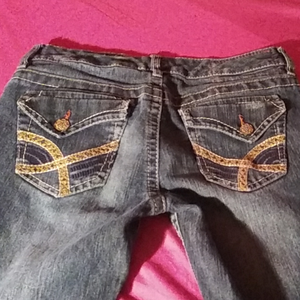 Jeans - Picture 3 of 4